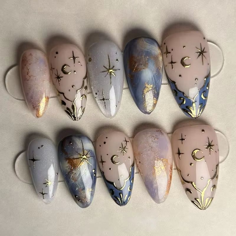 Nail Art Gliter - Zestaw 24 szt. krótkich, migdałowych paznokci,