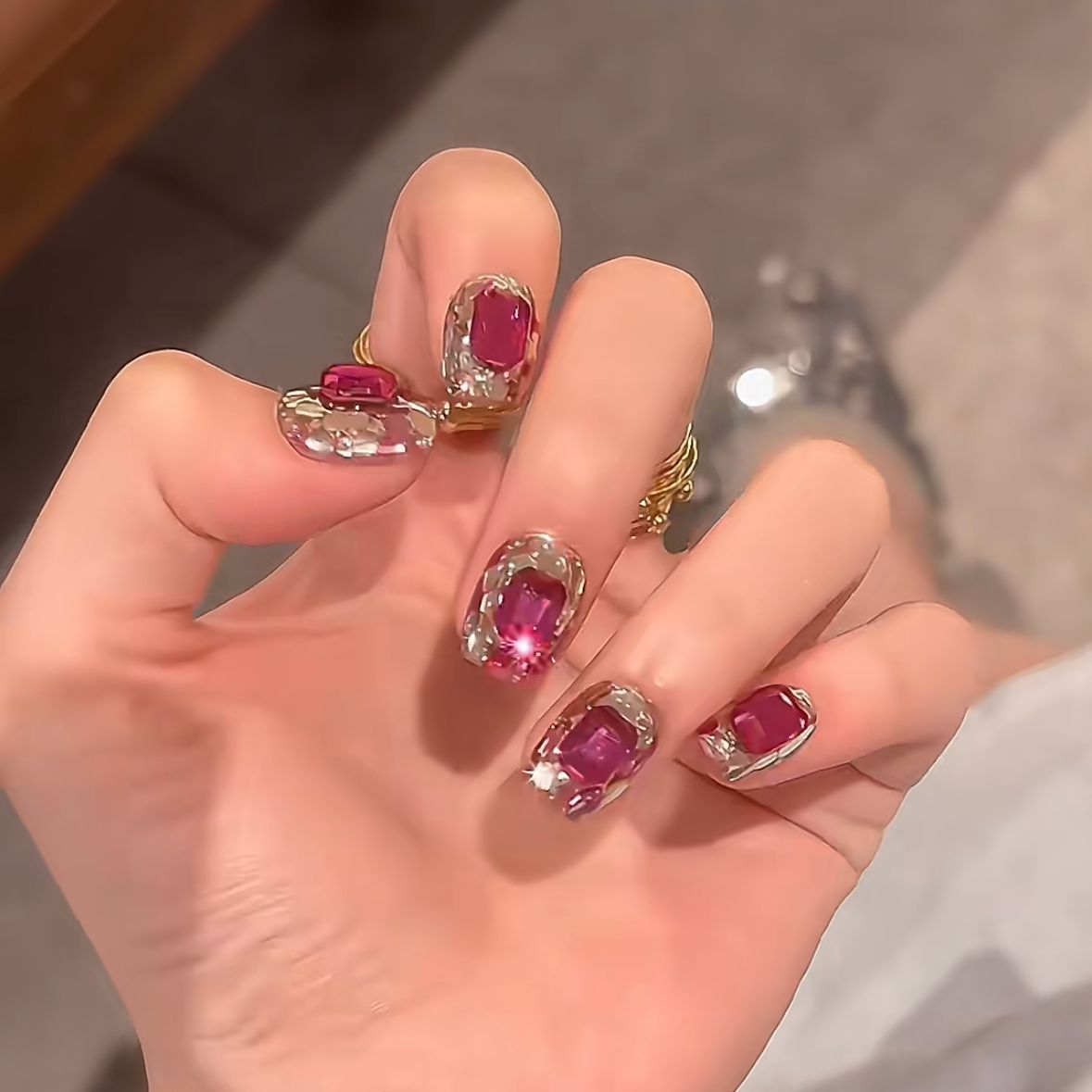 Nail Art Gold - 10 sztuk letnich złotych krótkich luksusowych