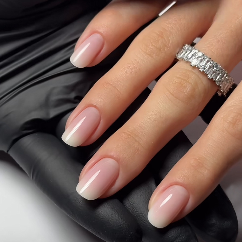 Nail Art Gliter - 24 szt. Proste baletowe paznokcie z