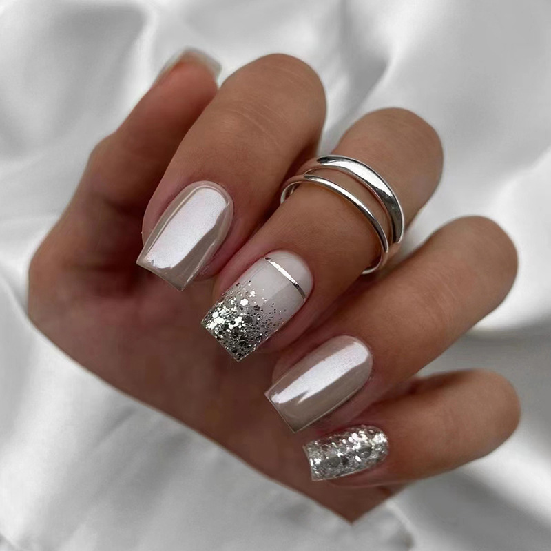 Krótkie kwadratowe sztuczne pa – Nail Art Gliter recenzja i cena